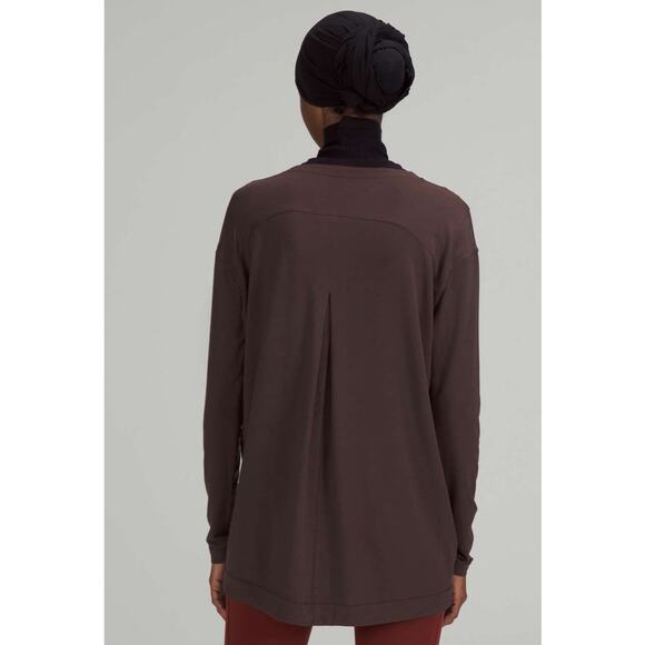 NWT Lululemon Modal Pleated Back Long Sleeve Shirt
French Press 4 RARE ESPRESSO - Picture 2 of 3